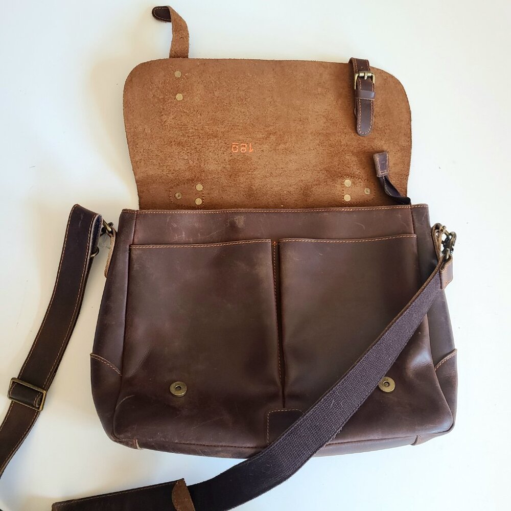 Vintage unisex brown leather brief case/document/laptop bag with long strap. - Picture 5 of 10